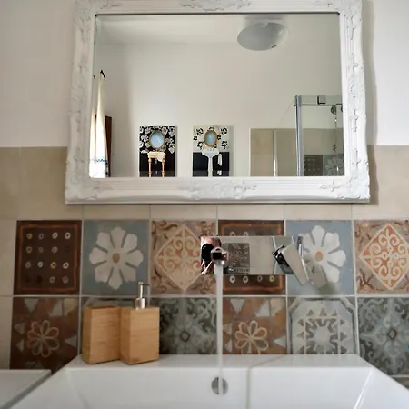 Menhir Apartmán Lotzorai
